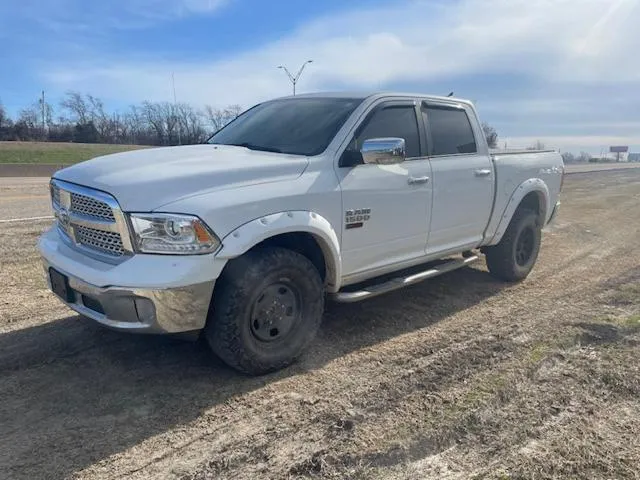 1C6RR7NM5GS154047 2016 2016 RAM 1500- Laramie 2