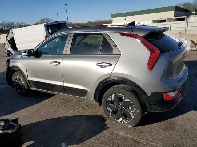 KNDCR3L10R5111348 2024 2024 KIA Niro- Wind 2