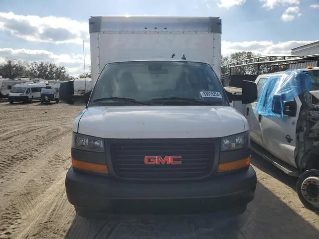 7GZ37TC72NN007354 2022 2022 GMC Savana- Cutaway G3500 5