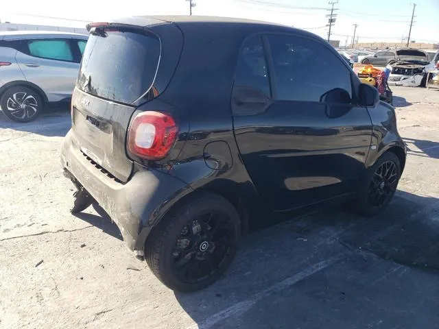 WMEFJ9BA6JK318892 2018 2018 Smart Fortwo 3