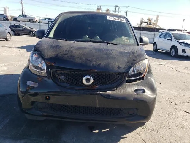 WMEFJ9BA6JK318892 2018 2018 Smart Fortwo 5