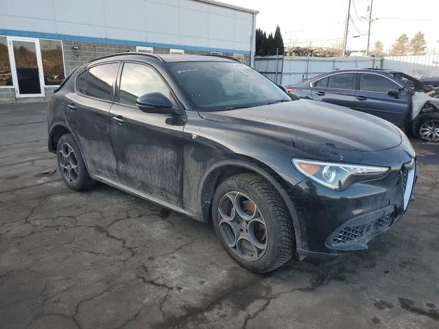 ZASPAKBN3N7D27014 2022 2022 Alfa Romeo Stelvio- TI 4