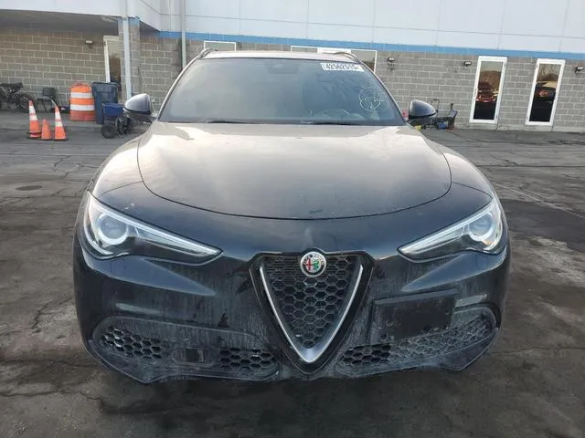 ZASPAKBN3N7D27014 2022 2022 Alfa Romeo Stelvio- TI 5