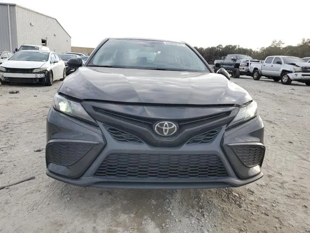 4T1G11AK6NU673579 2022 2022 Toyota Camry- SE 5