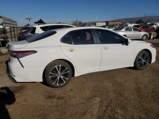 4T1B11HKXJU618711 2018 2018 Toyota Camry- L 3