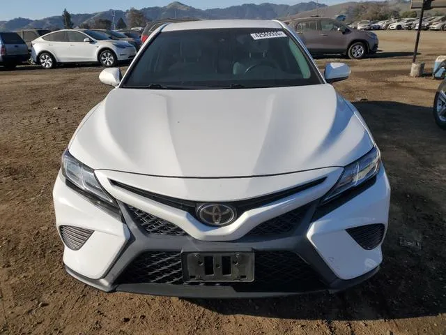 4T1B11HKXJU618711 2018 2018 Toyota Camry- L 5