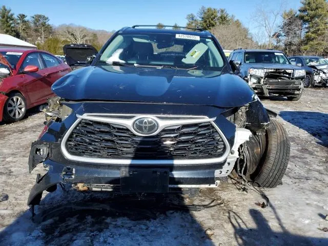 5TDGZRBH4LS001214 2020 2020 Toyota Highlander- Xle 5