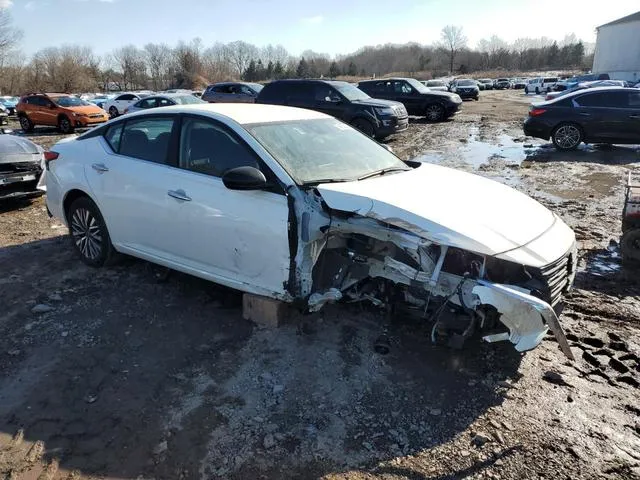 1N4BL4DV9RN388977 2024 2024 Nissan Altima- SV 4