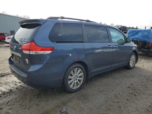 5TDDK3DC6ES075212 2014 2014 Toyota Sienna- Xle 3