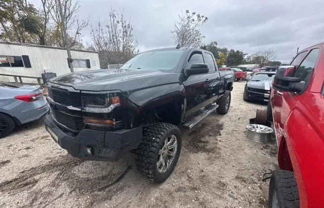 1GCVKREC5HZ394450 2017 2017 Chevrolet Silverado- K1500 Lt 2