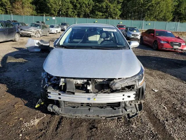 JTDEAMDE1MJ005305 2021 2021 Toyota Corolla- LE 5