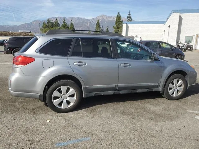 4S4BRBBC3B3315180 2011 2011 Subaru Outback- 2-5I Premium 3