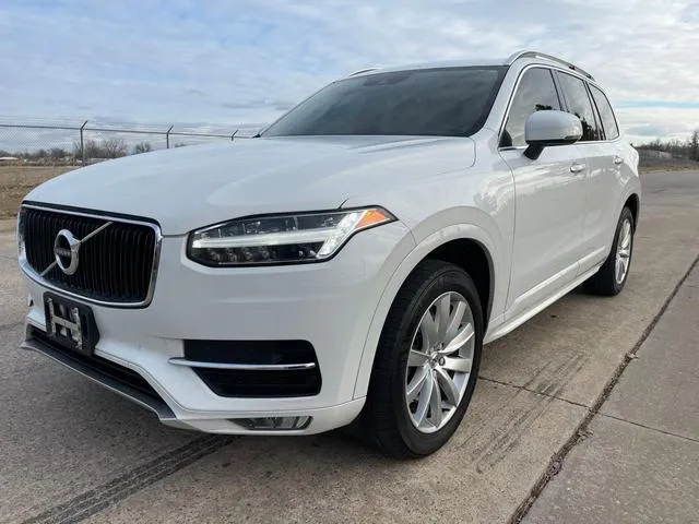 YV4A22PKXK1508942 2019 2019 Volvo XC90- T6 Momentum 2