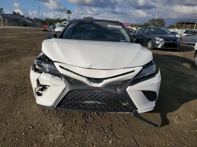 4T1B11HK7JU083949 2018 2018 Toyota Camry- L 5