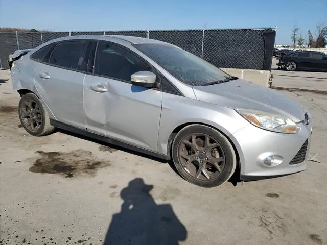 1FADP3F24DL384124 2013 2013 Ford Focus- SE 4