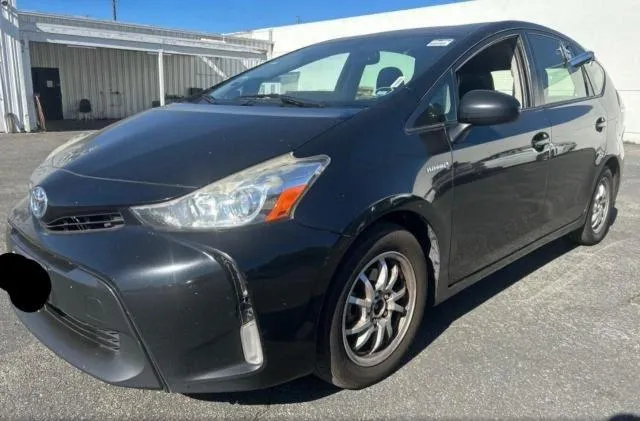 JTDZN3EU2FJ015799 2015 2015 Toyota Prius 2