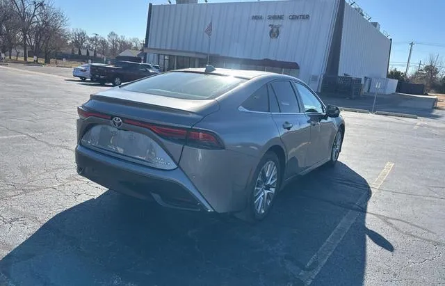 JTDAAAAA2PA008829 2023 2023 Toyota Mirai- Xle 4