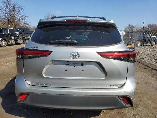 5TDHZRBH0MS142741 2021 2021 Toyota Highlander- Xle 6