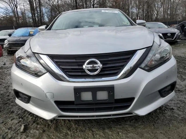 1N4BL3AP3HC161245 2017 2017 Nissan Altima- 3-5SL 5