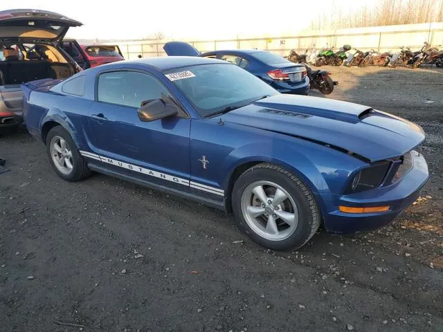 1ZVHT80N075331255 2007 2007 Ford Mustang 4