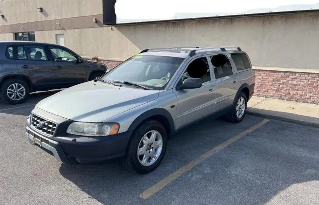 YV1SZ592251176088 2005 2005 Volvo XC70 2