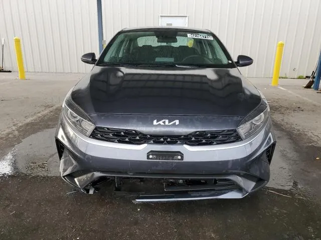 3KPF24AD9PE634924 2023 2023 KIA Forte- LX 5