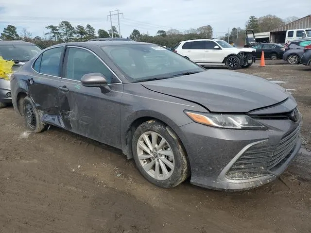 4T1C11AK1NU692300 2022 2022 Toyota Camry- LE 4