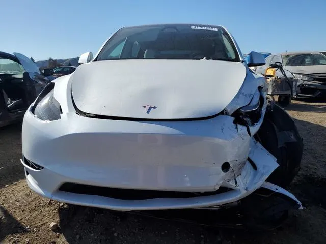 7SAYGDEE9PF814656 2023 2023 Tesla MODEL Y 5