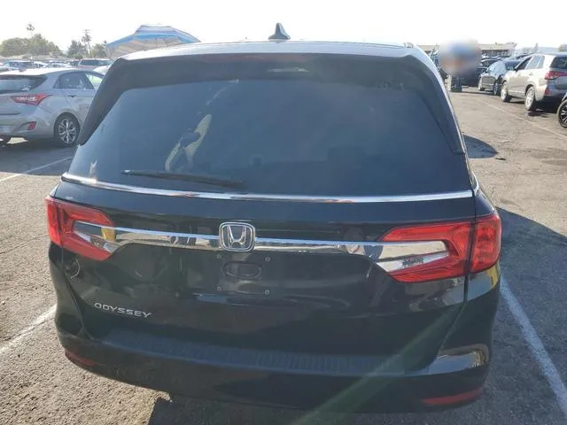 5FNRL6H71JB077949 2018 2018 Honda Odyssey- Exl 6