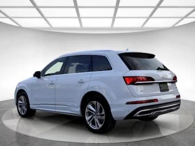 WA1LXBF79ND008391 2022 2022 Audi Q7- Premium Plus 3