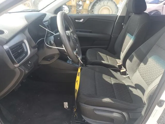 3KPA24AD3ME378902 2021 2021 KIA Rio- LX 7