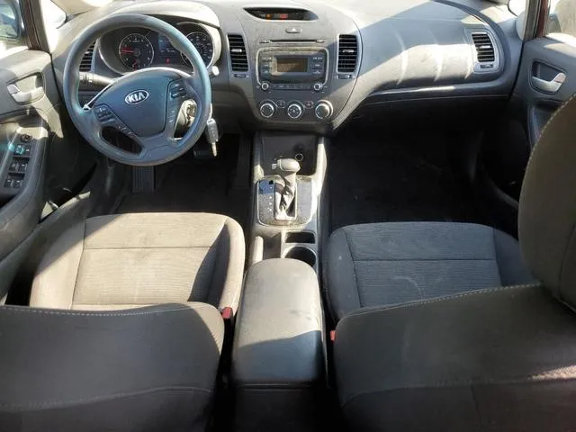 3KPFK4A76JE230562 2018 2018 KIA Forte- LX 8