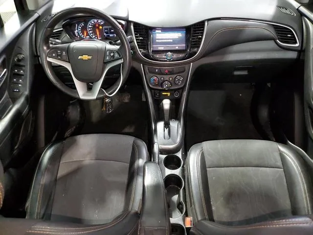 KL7CJLSB0MB310909 2021 2021 Chevrolet Trax- 1LT 8