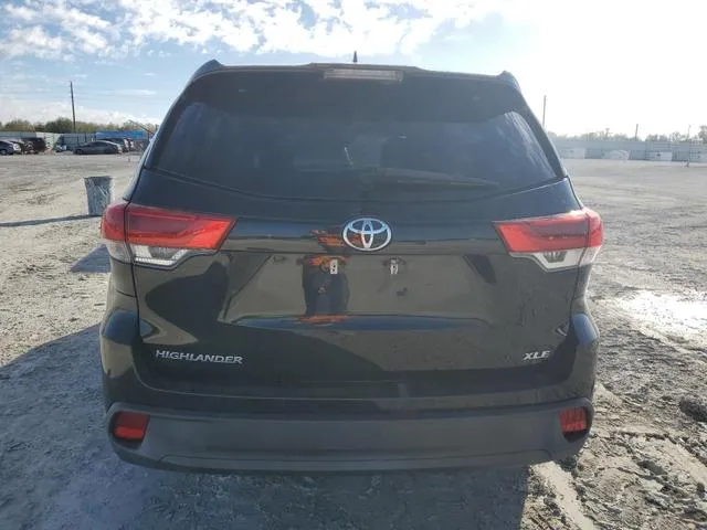 5TDKZRFH2KS554267 2019 2019 Toyota Highlander- SE 6