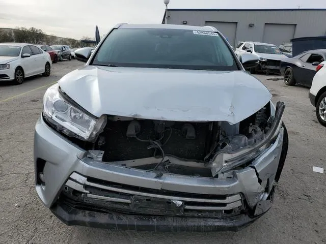 5TDJZRFHXJS529725 2018 2018 Toyota Highlander- SE 5