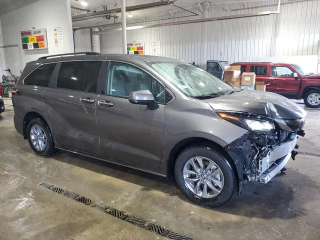 5TDYSKFC5RS142123 2024 2024 Toyota Sienna- Xle 4