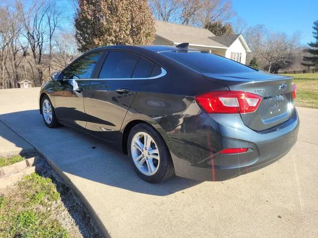 1G1BG5SE6J7193198 2018 2018 Chevrolet Cruze- LT 3