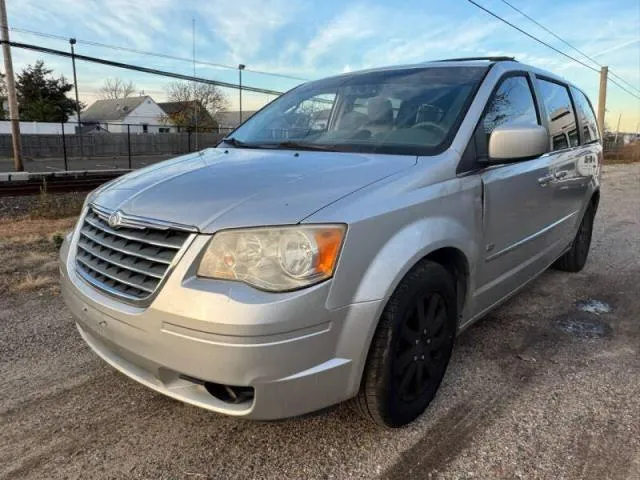 2A8HR54199R676516 2009 2009 Chrysler Town and Country- Touring 2