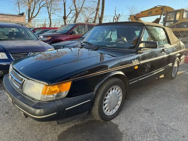 YS3AT76L3J7040435 1988 1988 Saab 900 2