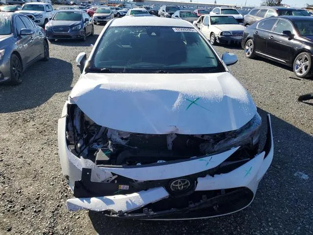 JTDEPRAE2LJ057976 2020 2020 Toyota Corolla- LE 5