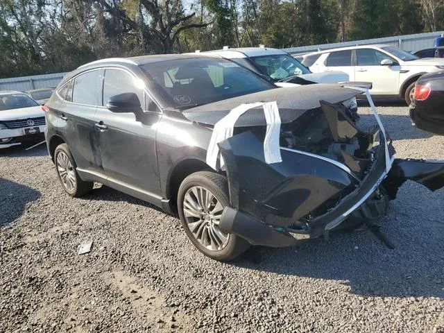 JTEAAAAH6MJ072098 2021 2021 Toyota Venza- LE 4