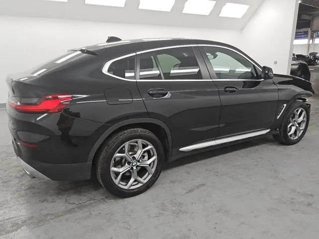 5UX33DT04R9W14970 2024 2024 BMW X4- Xdrive30I 3