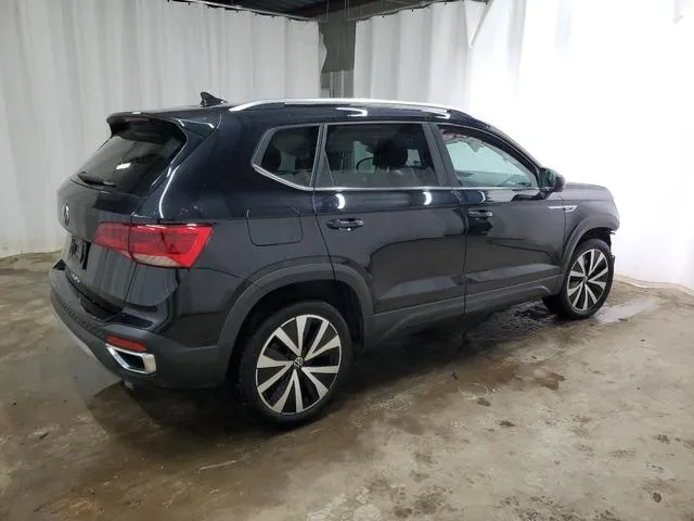 3VVSX7B21RM017896 2024 2024 Volkswagen Taos- SE 3