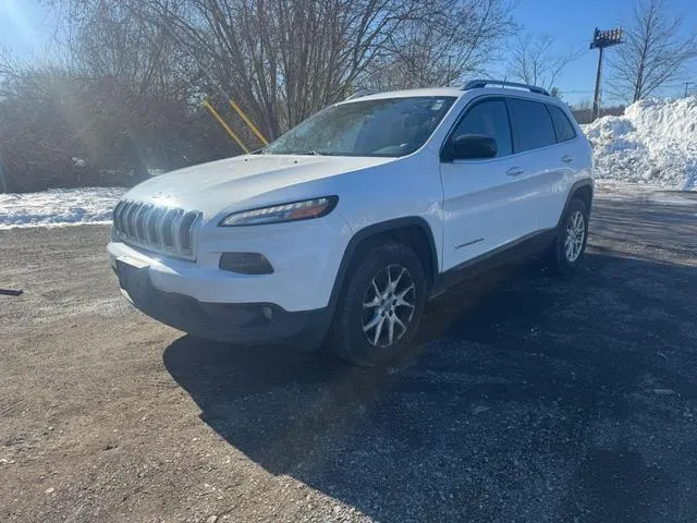 1C4PJMCS2HA564712 2017 2017 Jeep Cherokee 2