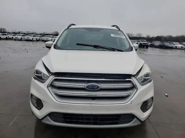 1FMCU0HDXKUA79077 2019 2019 Ford Escape- Sel 5