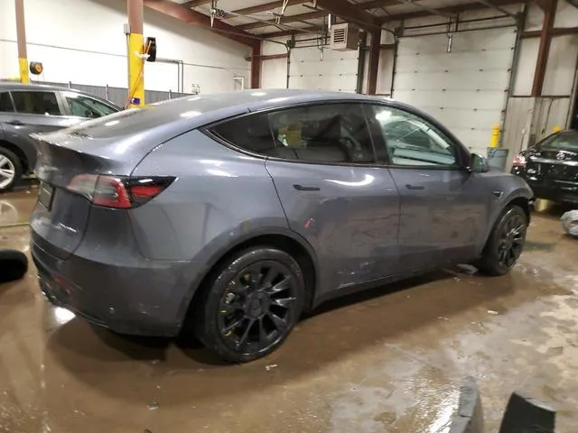 7SAYGDEEXPA169092 2023 2023 Tesla MODEL Y 3