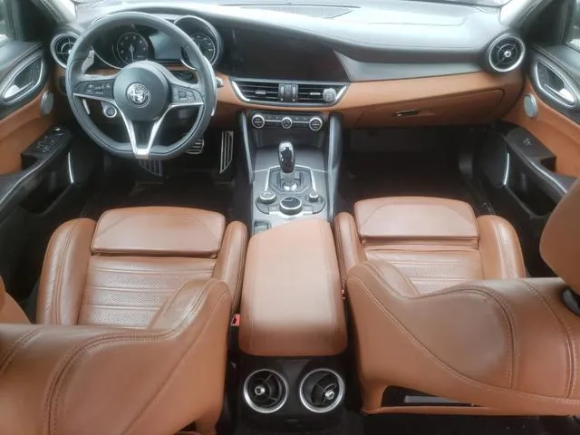 ZARFAEEN6J7576120 2018 2018 Alfa Romeo Giulia- Ti Q4 8