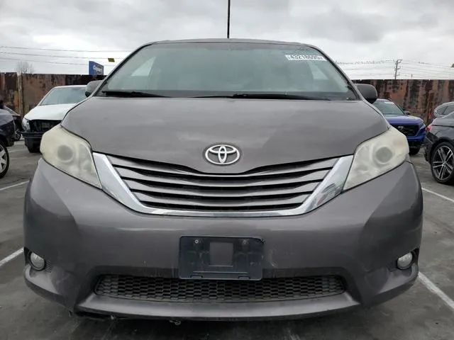 5TDYZ3DC5HS865344 2017 2017 Toyota Sienna- Xle 5