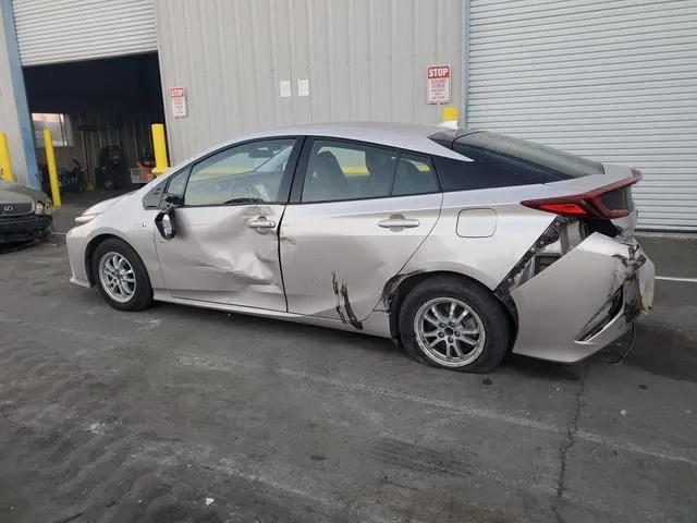 JTDKARFP1J3090449 2018 2018 Toyota Prius 2