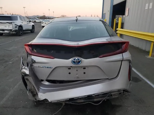 JTDKARFP1J3090449 2018 2018 Toyota Prius 6